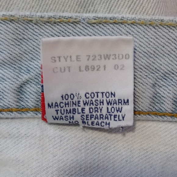 🍀VERY VTG Lucky Brand Jeans🍀 - White Distressed Button Fly Jean - Picture 12 of 16